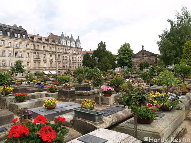 Johannisfriedhof